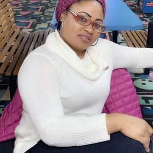 Meet your Posher, Oumou